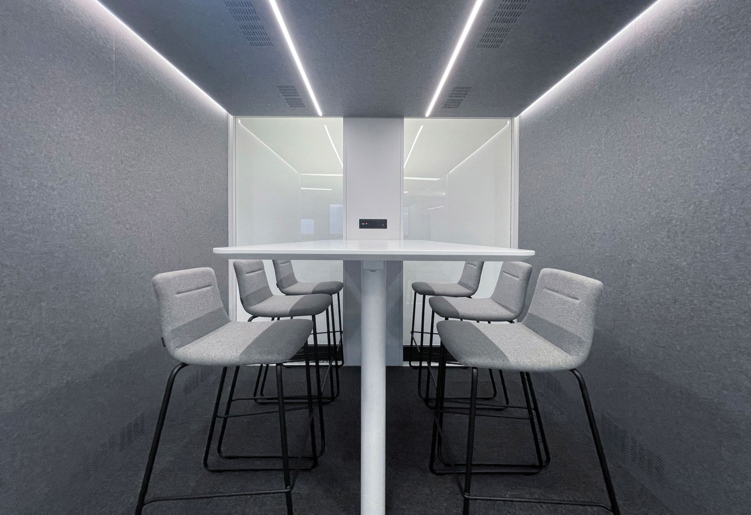Meeting pod